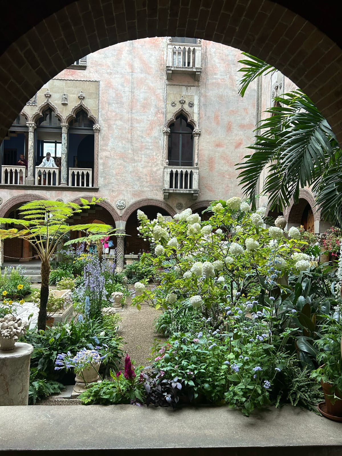 isabella stewart gardner museum courtyard arch in Massachusetts