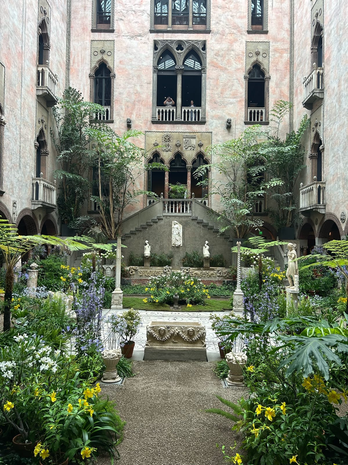 isabella stewart gardner museum courtyard fountain in Massachusetts
