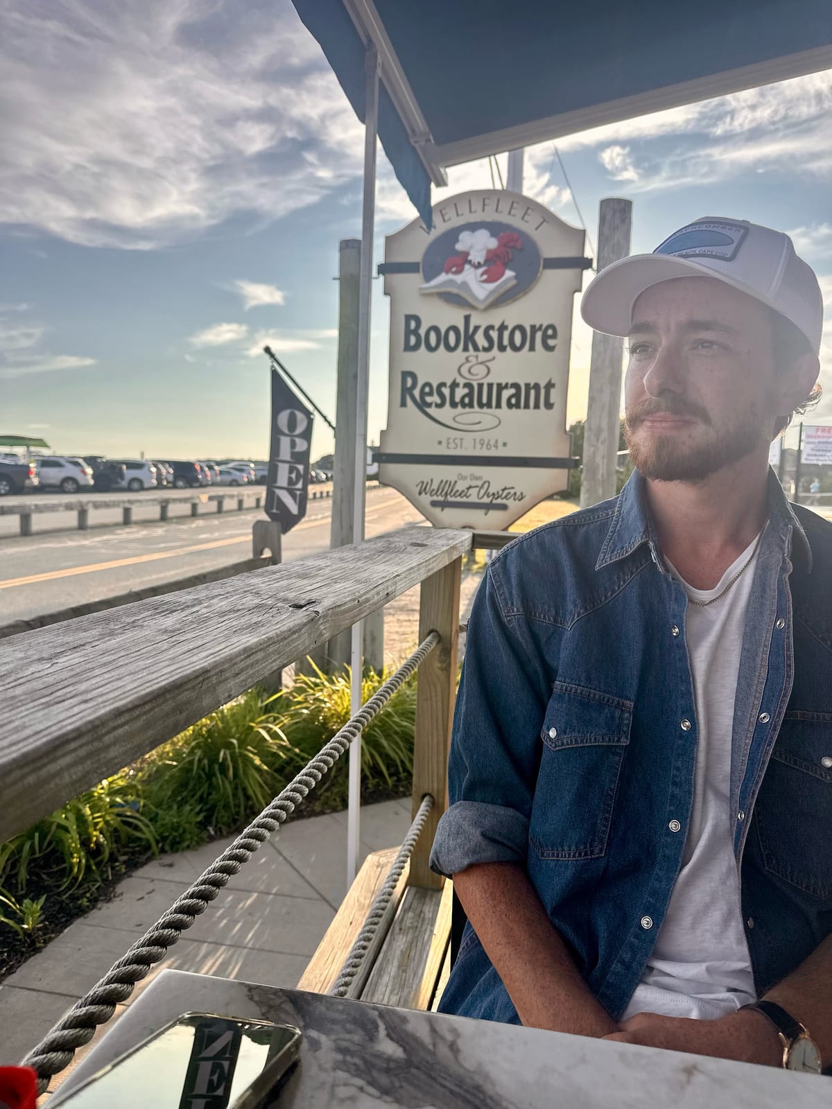 wellfleet bookstore restaurant cape cod in Massachusetts